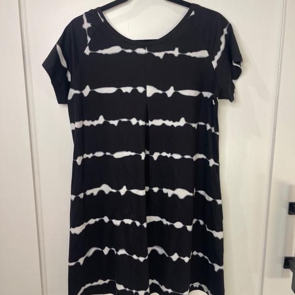 Alaster Queen T Shirt Cotton Dress NWT - Picture 4 of 5